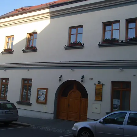 Penzion Kromeriz Affittacamere 3*